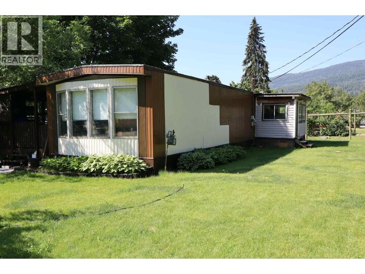 Property Photo:  1916 Brilliant Road  BC V1N 4K2 