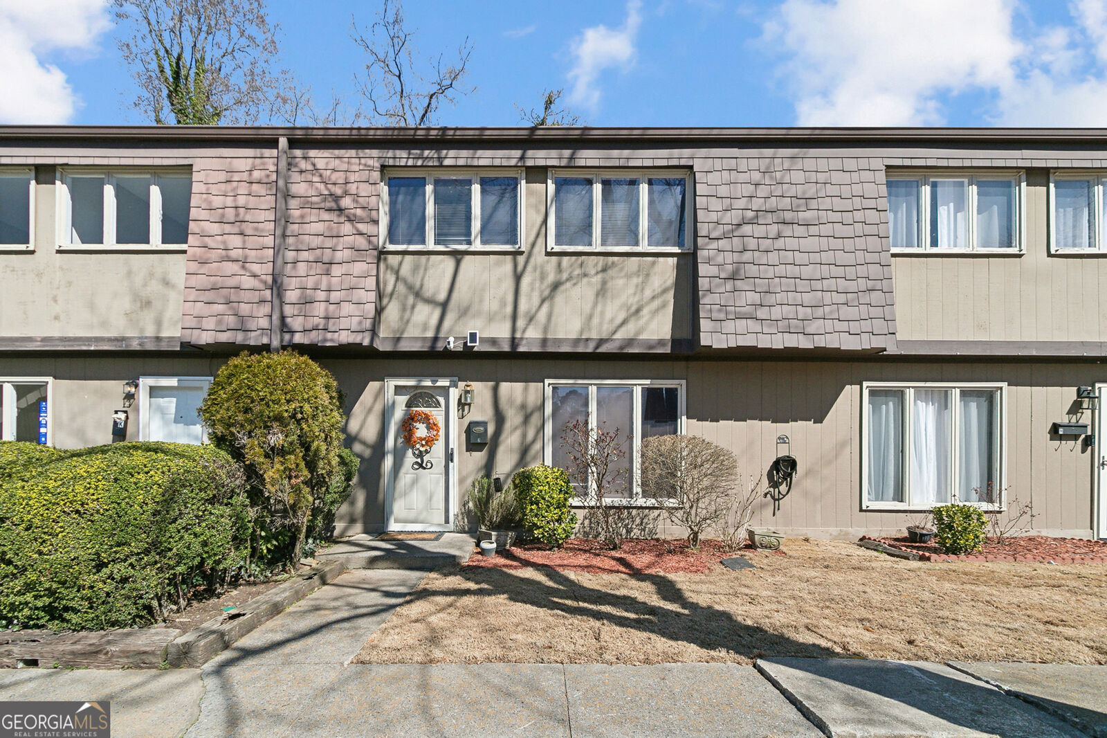 Property Photo: 1189 Ashborough Drive SE Apt L GA 30067