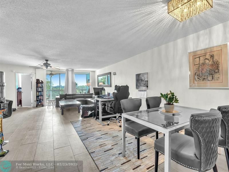 Property Photo: 2940 N Course Dr 605 FL 33069