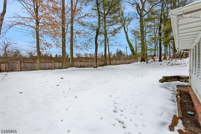 Property Photo:  10 Woodfern Rd  NJ 07901 