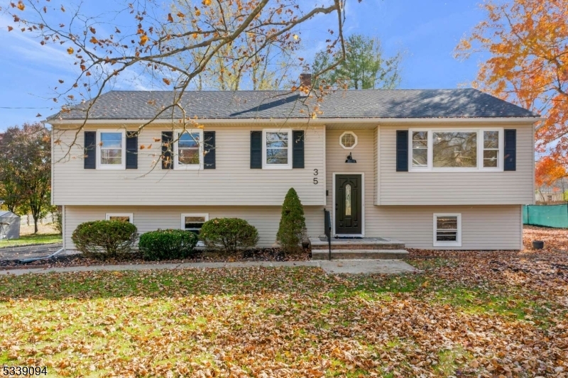 Property Photo: 35 La Secla Pl NJ 07922