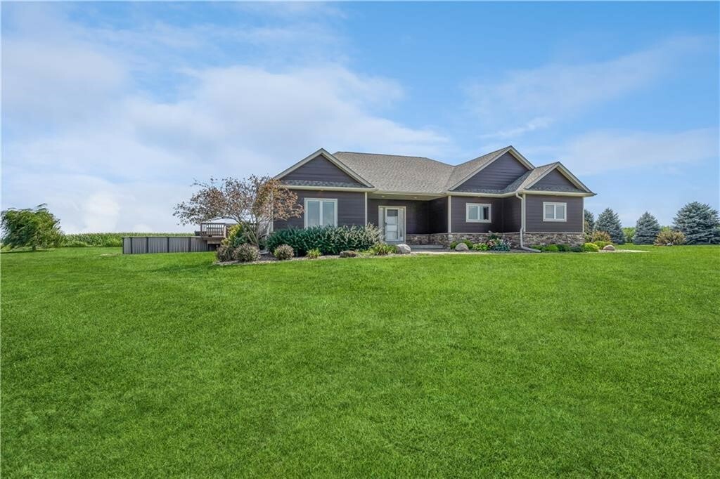 5223 N 95th Avenue W  Baxter IA 50028 photo