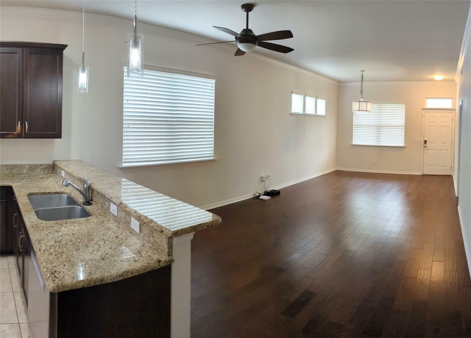 Property Photo: 7882 SW 80th Drive FL 32608