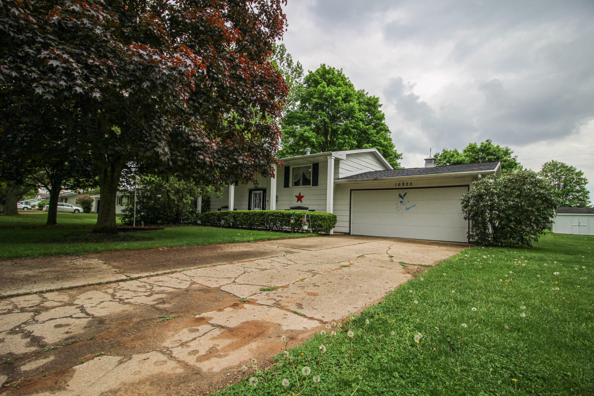 Property Photo: 16925 Lovers Lane MI 49093