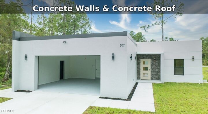 Property Photo:  307 W 9th Street  FL 33972 