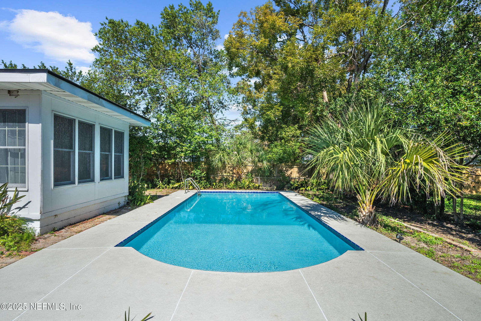 Property Photo:  2509 Columbine Drive N  FL 32211 