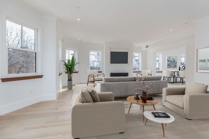 Property Photo:  2A-4A Milford St. 4  MA 02118 
