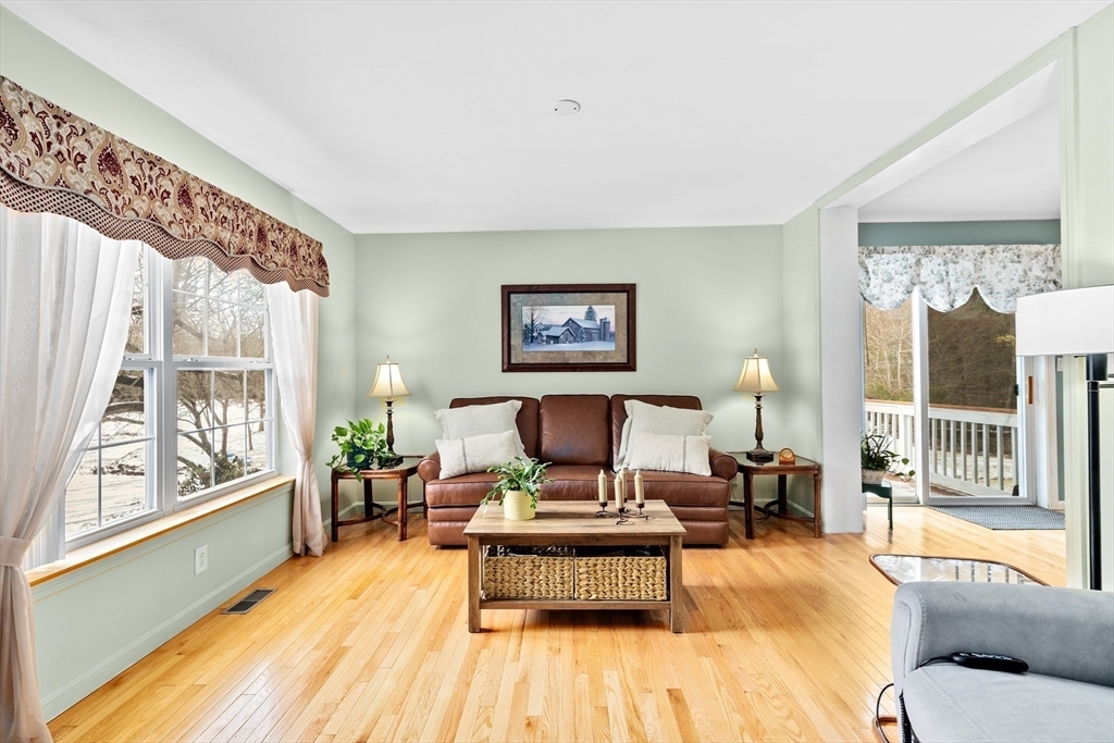 Property Photo: 25 Hemlock Dr 25 MA 02333