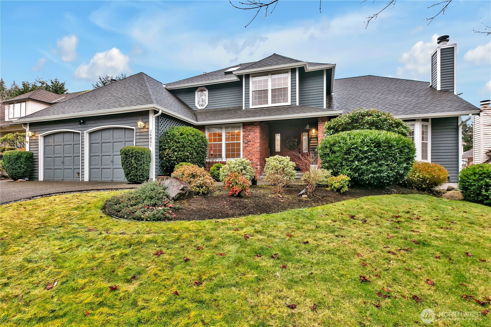 Property Photo: 14621 SE 184th Place WA 98058