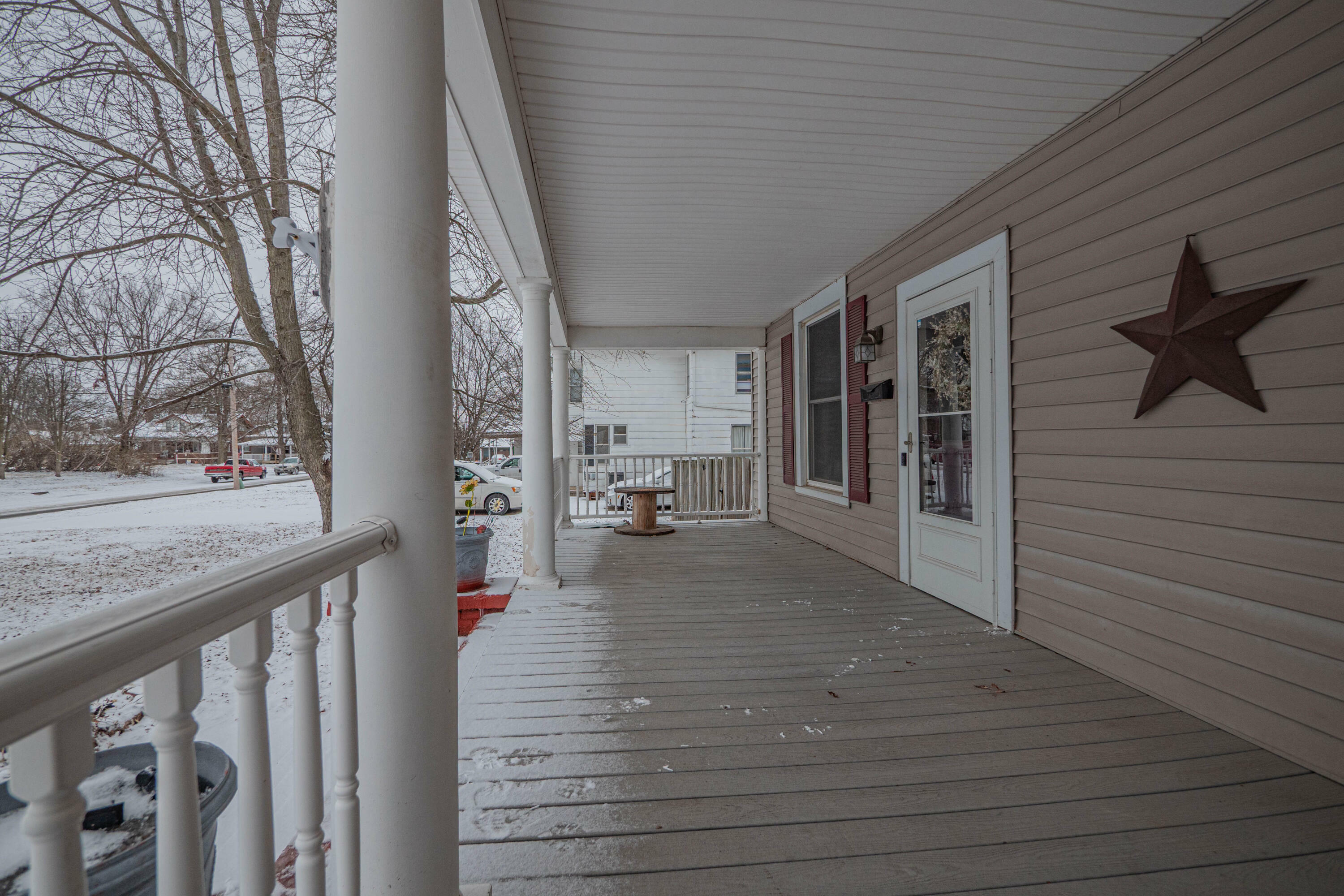 Property Photo:  619 W Carpenter St.  MO 65270 