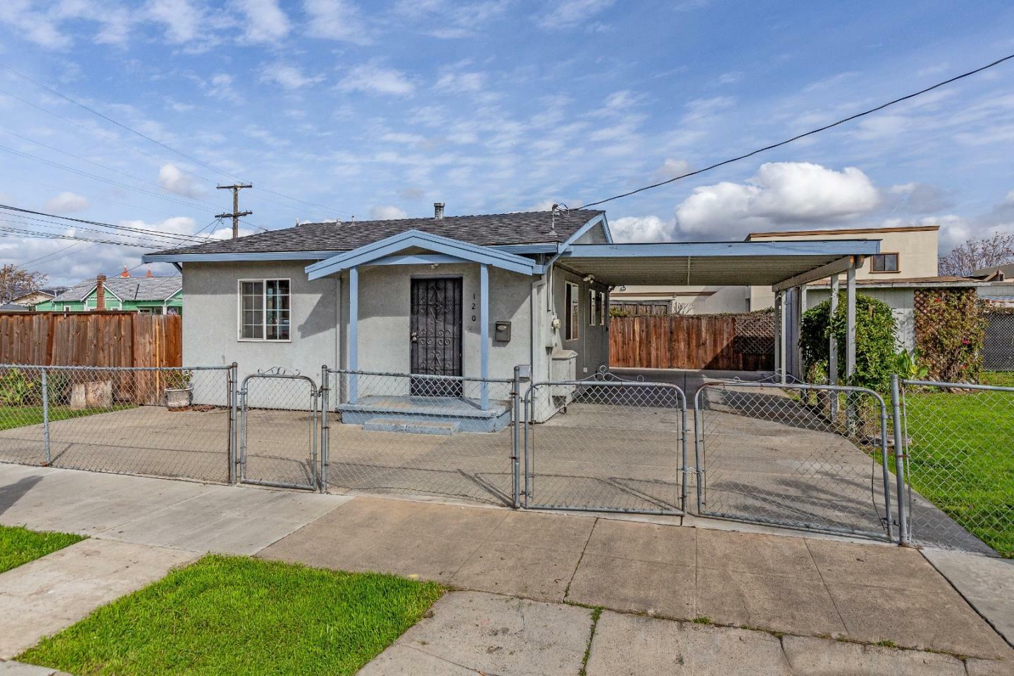 Property Photo:  120 South 26th Street  CA 95116 