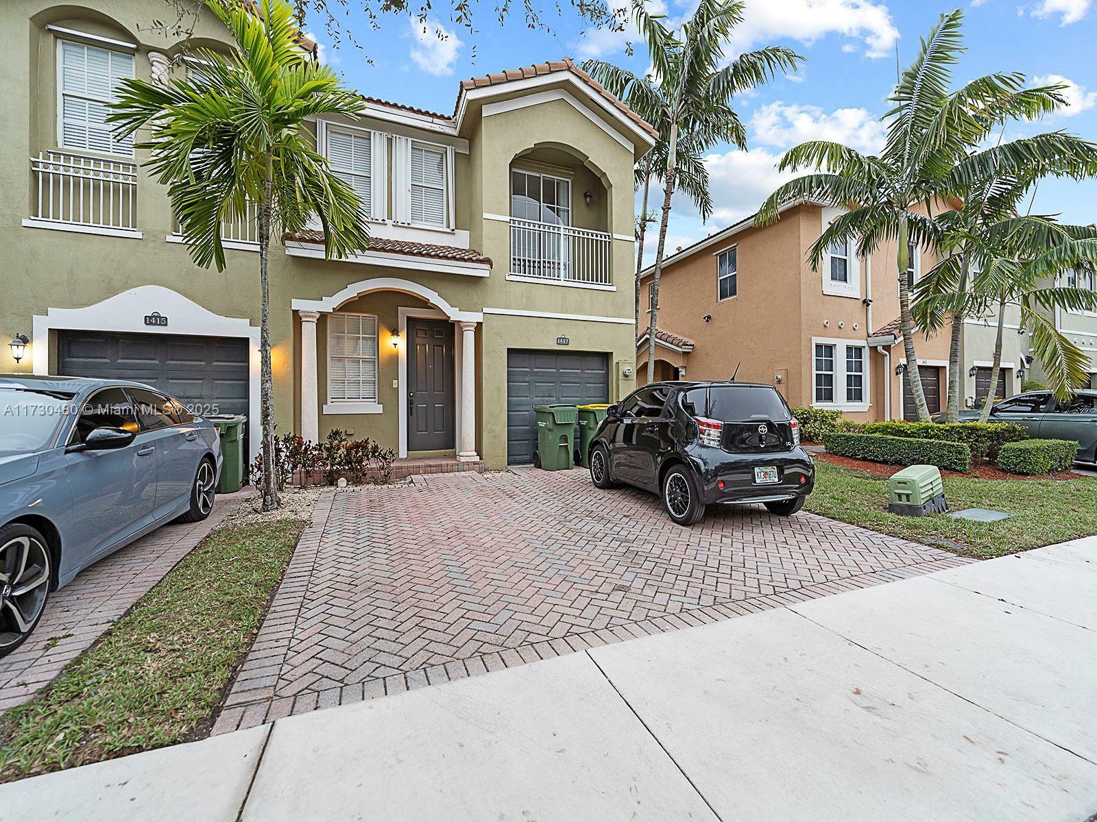 Property Photo:  1417 SE 26th Ave  FL 33035 