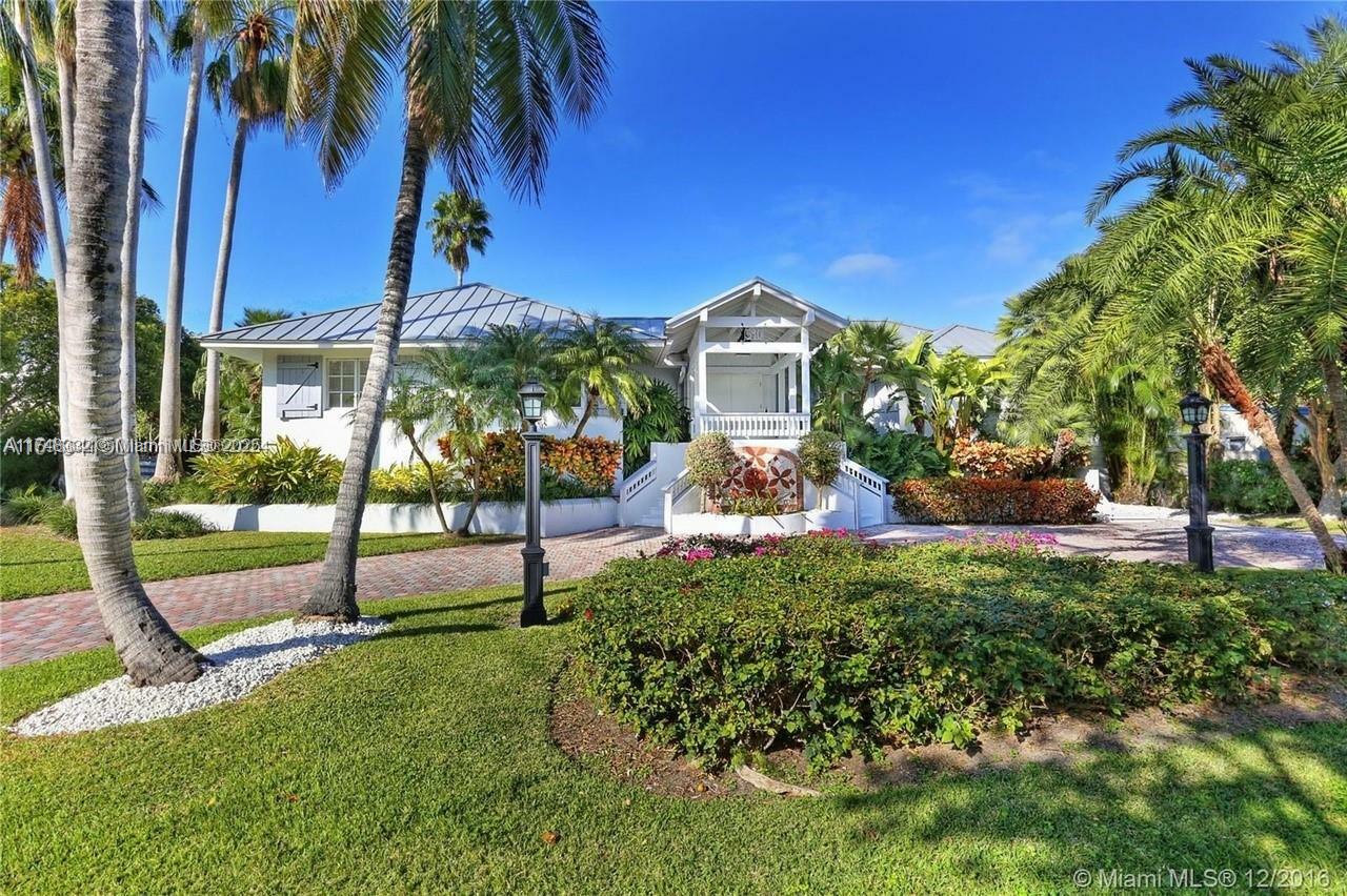 Property Photo:  390 Gulf Rd  FL 33149 