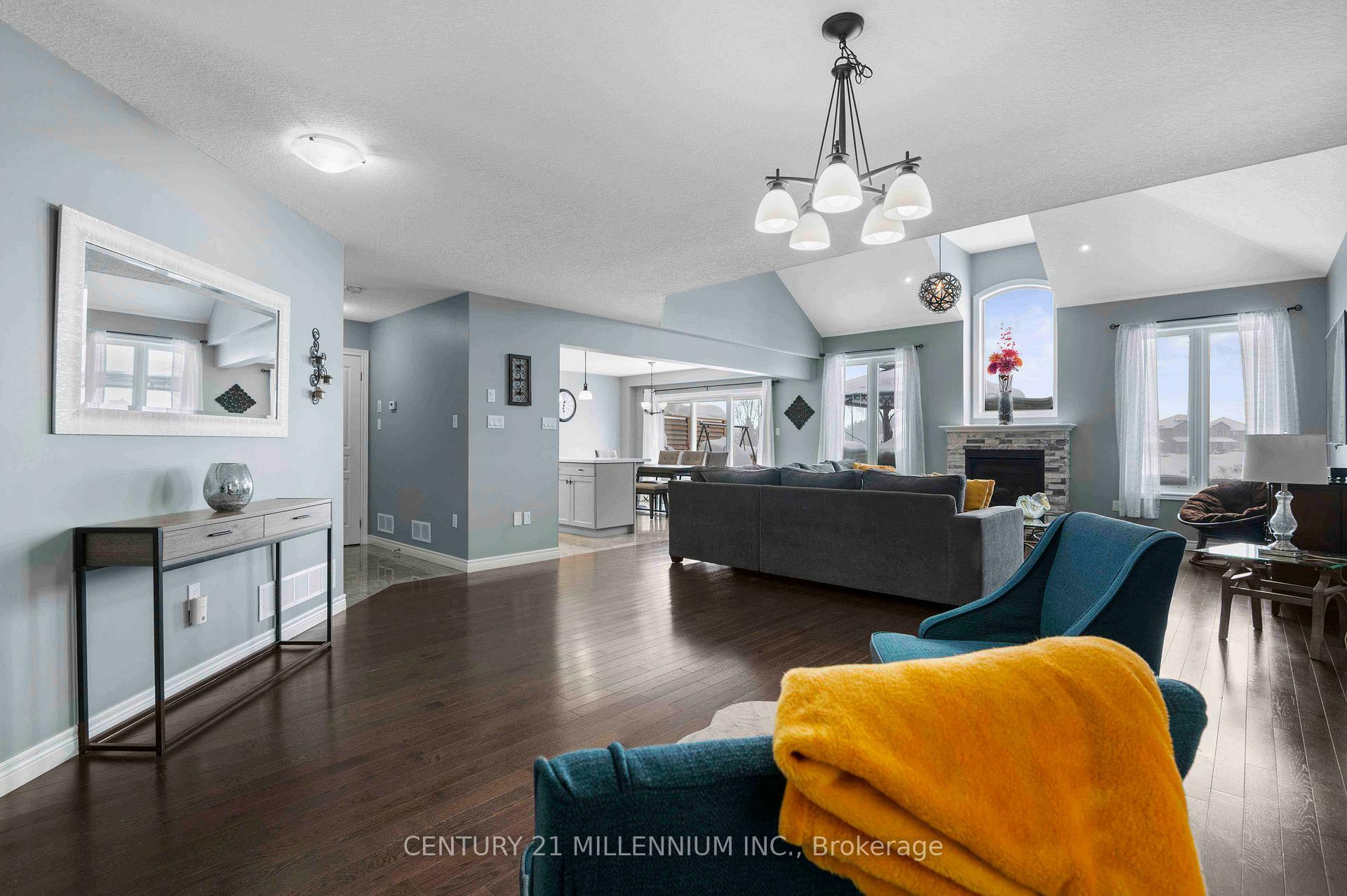Photo de la propriété: 7 Stuckey Lane ON L9W 6W4