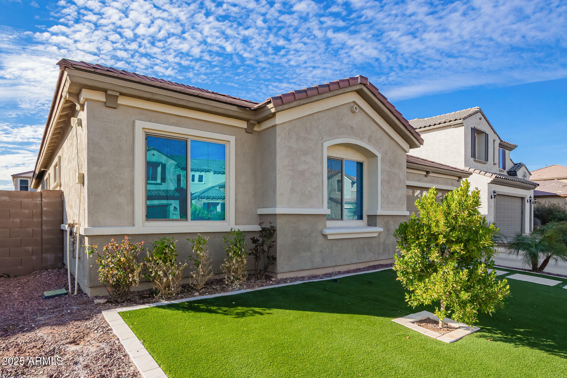 Property Photo: 23072 N 98th Drive AZ 85383