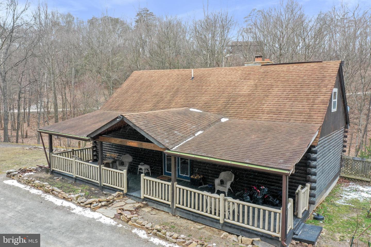 Property Photo: 640 Mountain Ridge Avenue WV 26726