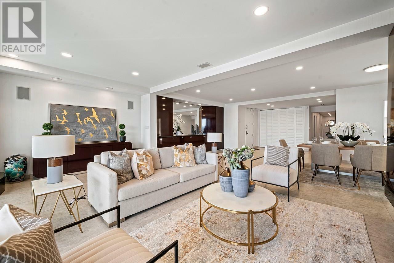 Property Photo:  2015 Beach Avenue 401  BC V6G 1Z3 