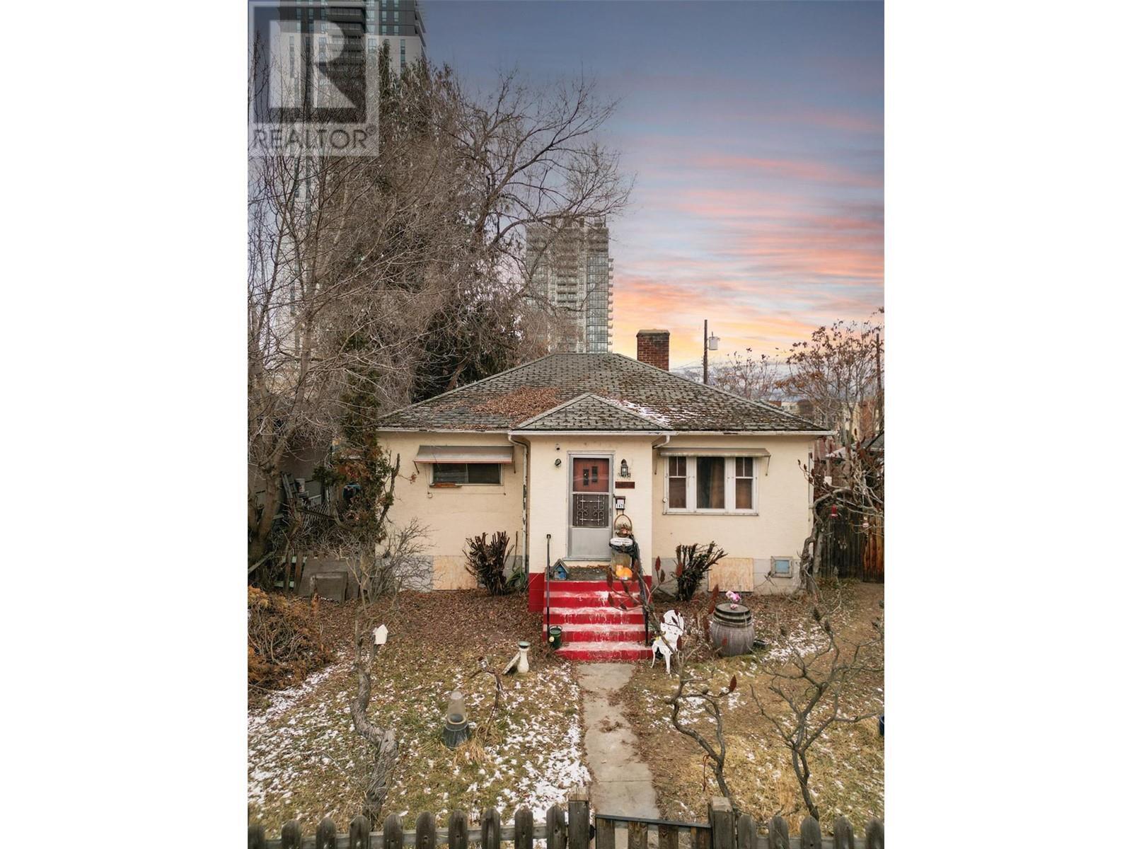 Photo de la propriété: 1470 Richter Street BC V1Y 2L8