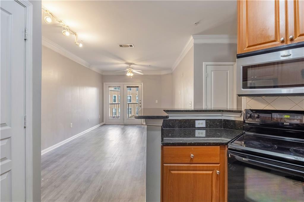 Property Photo: 10 Perimeter Summit Boulevard NE 3204 GA 30319