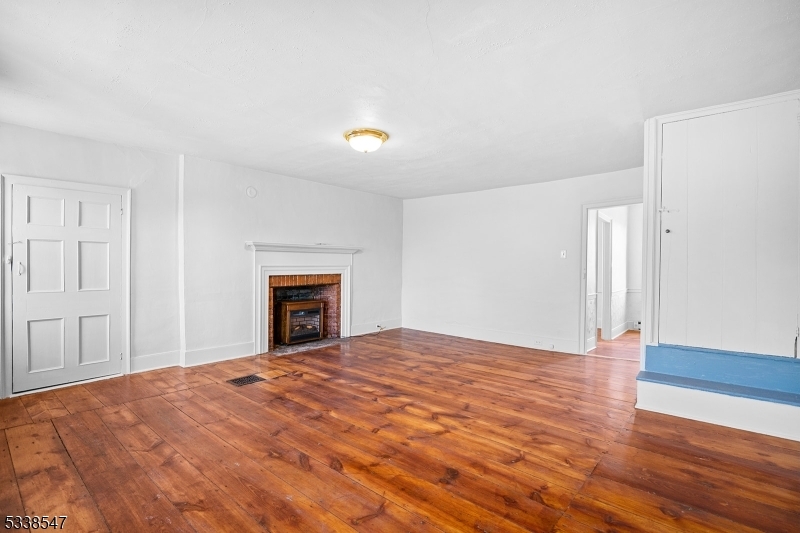 Property Photo: 7080 Lt York-Mtpleasant NJ 08848