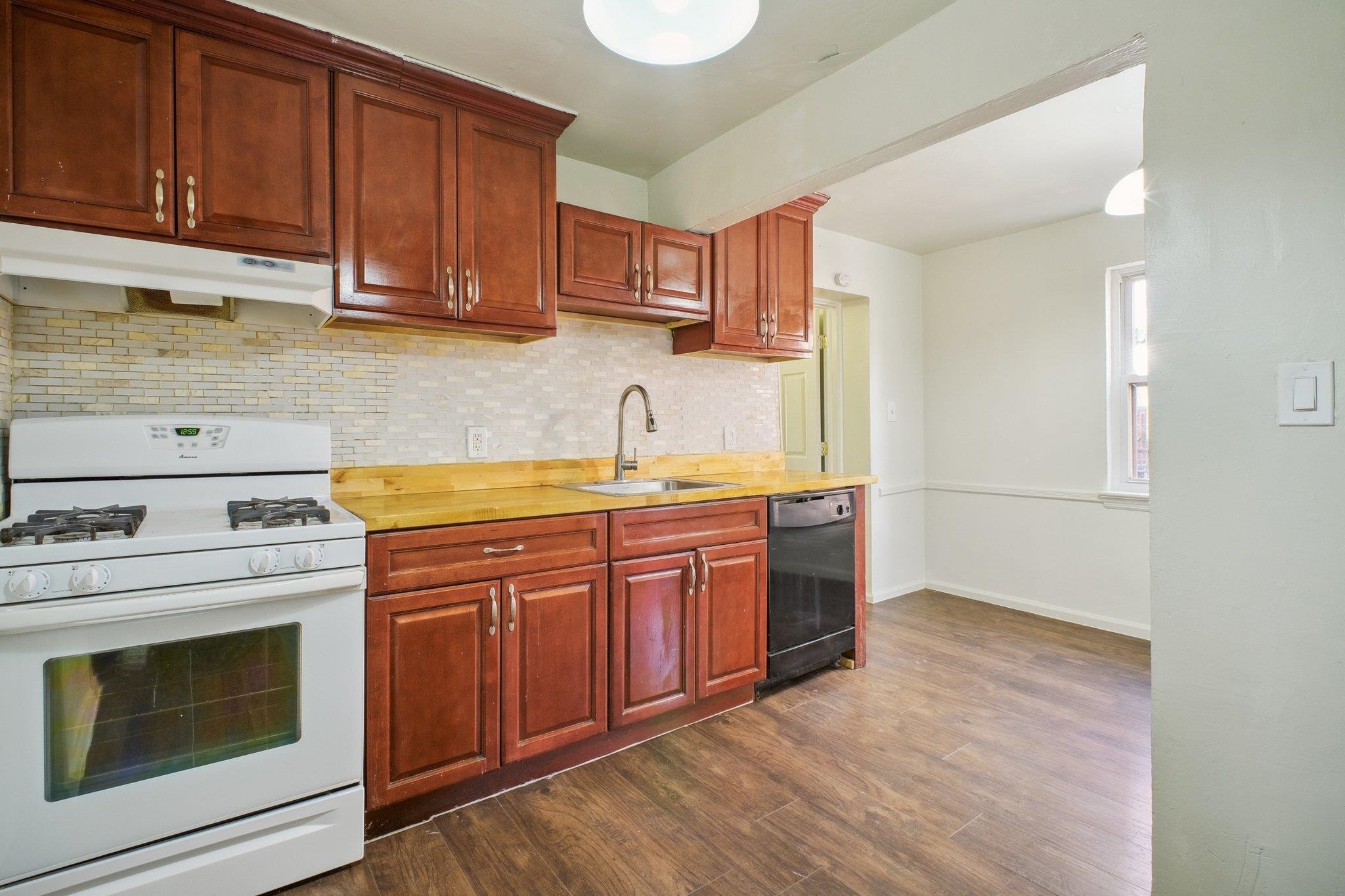 Property Photo:  1470B Liberty Ave  NJ 07205 