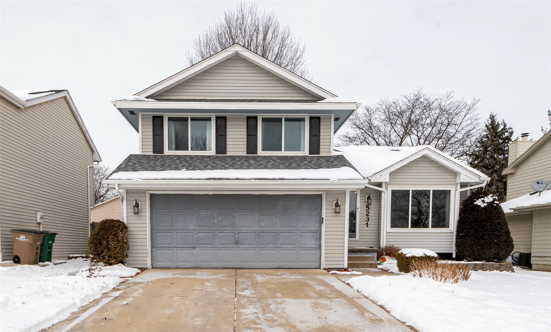 5231 Stonebridge Place  West Des Moines IA 50265 photo