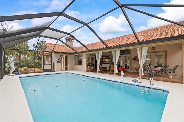 Property Photo:  130 Bayside Drive  FL 32137 