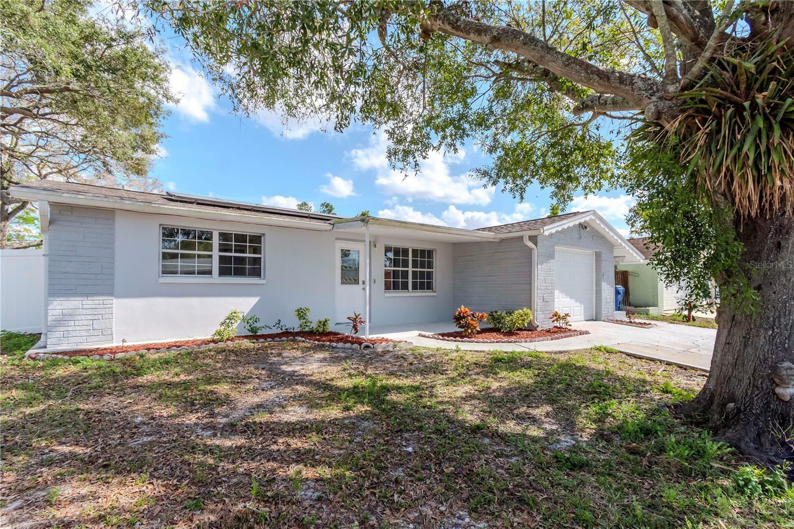 Property Photo:  1350 Brixton Lane  FL 34691 