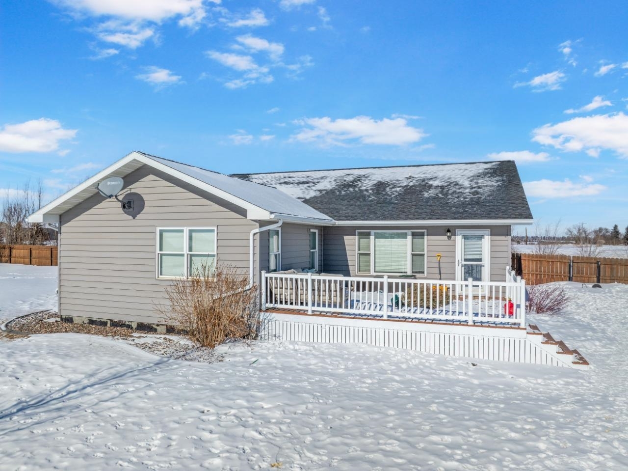 Property Photo:  3015 Beaver Creek Rd SW  ND 58701 