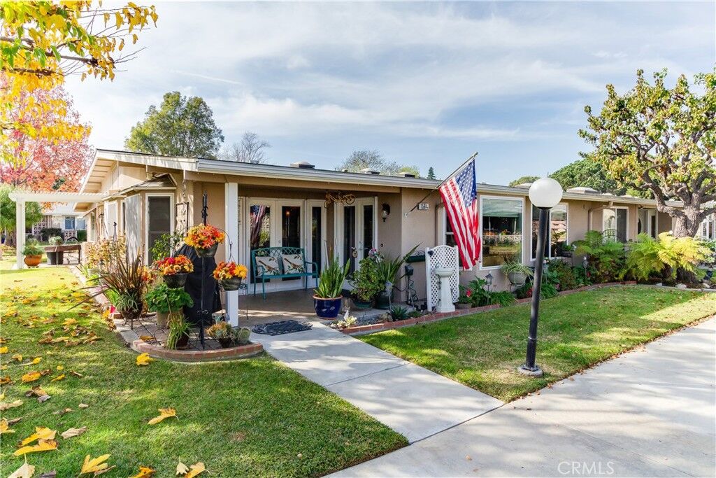 Property Photo:  1340 Kenwood 156-L  CA 90740 