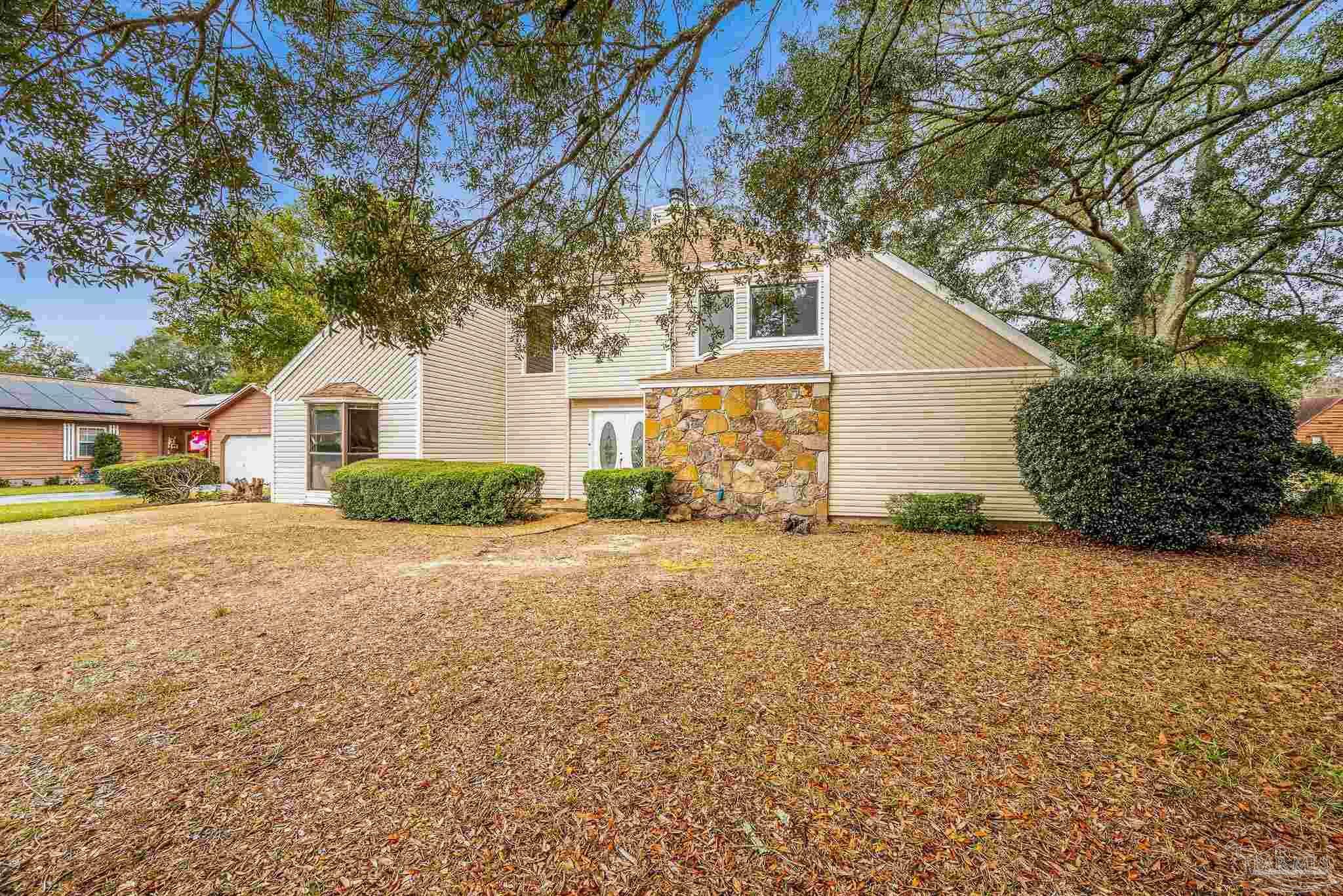 Property Photo:  2408 Cavalla Loop  FL 32526 