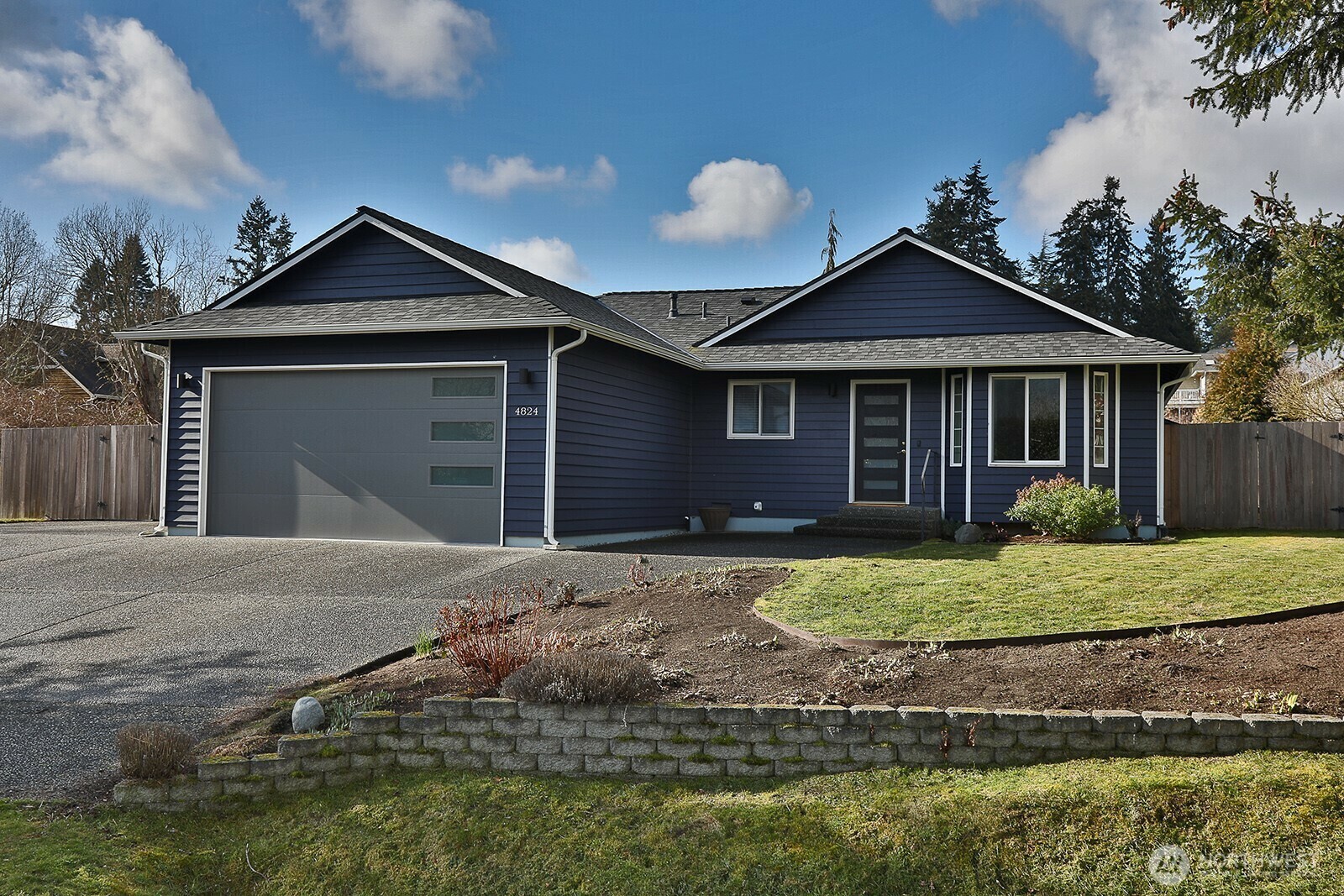 4824  Haines Rd  Freeland WA 98249 photo