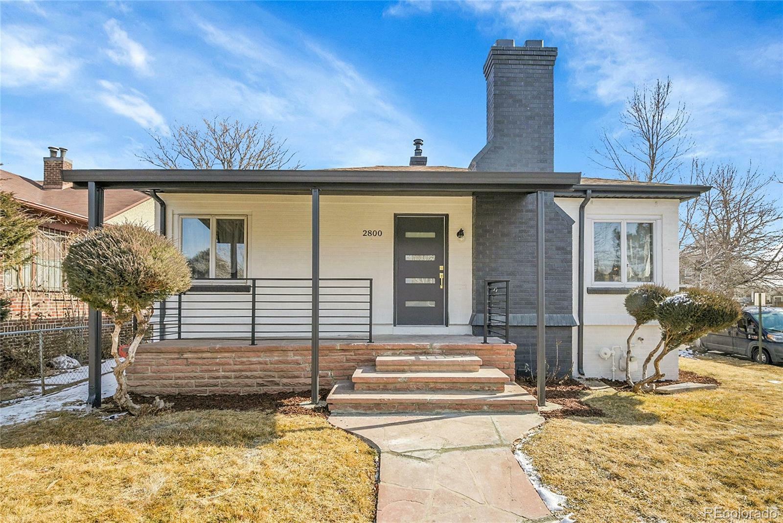 Property Photo:  2800 Albion Street  CO 80207 