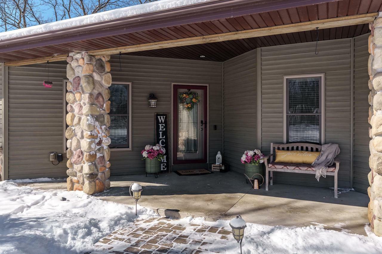 Property Photo: 5123 North Northwood Trace WI 53545