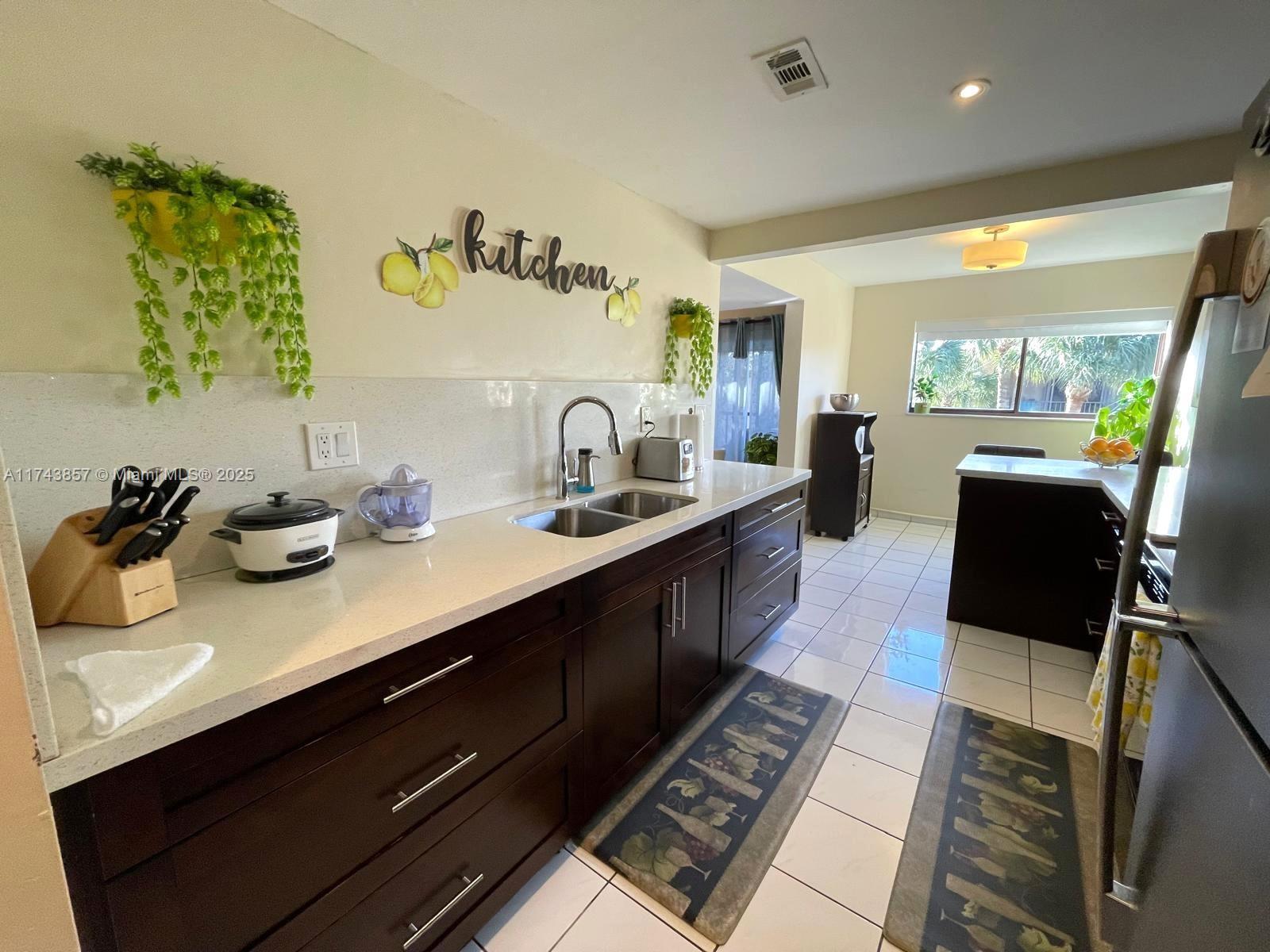Property Photo: 8415 SW 107th Ave 363W FL 33173