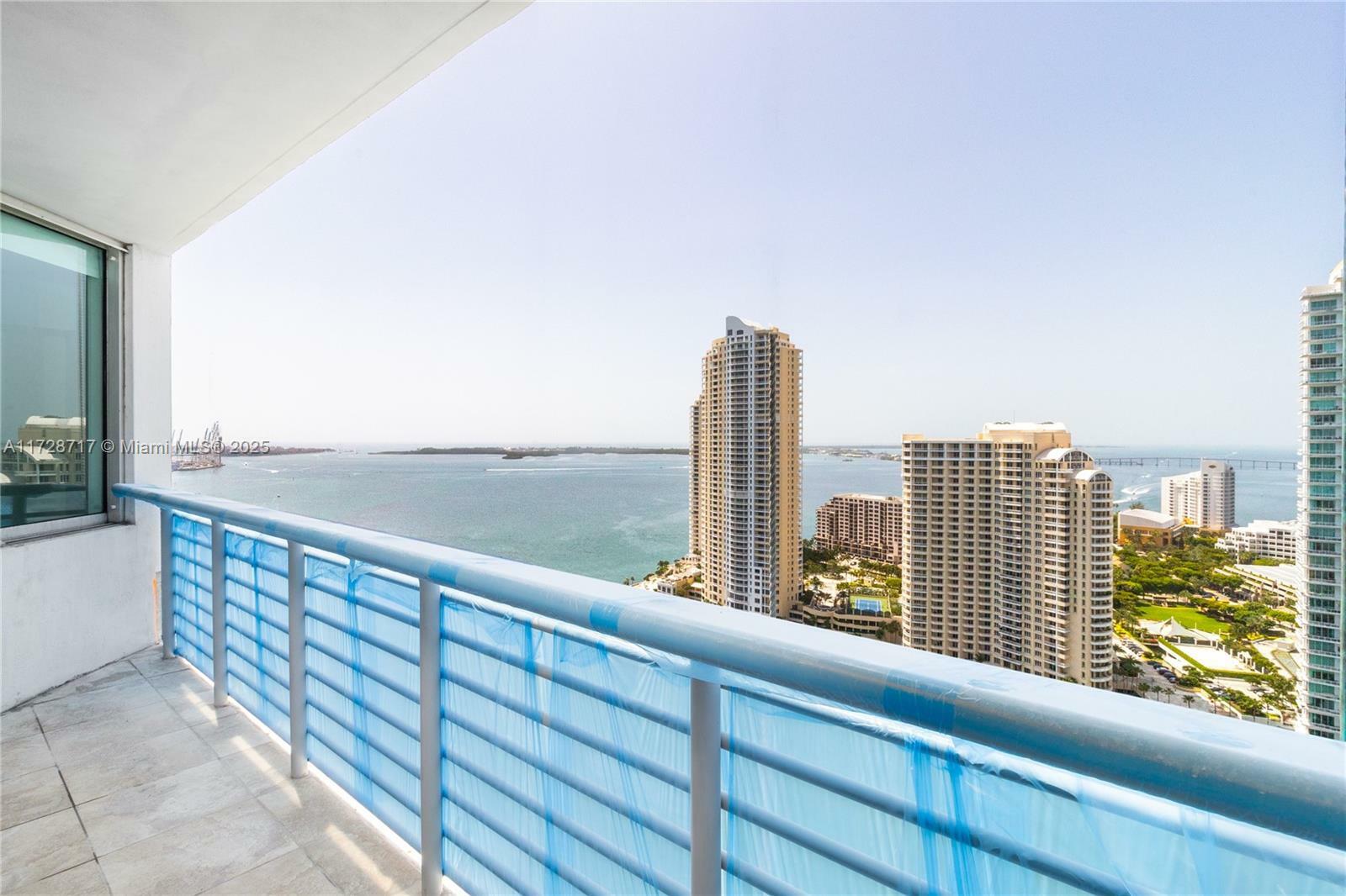 Property Photo:  335 S Biscayne Blvd 3207  FL 33131 