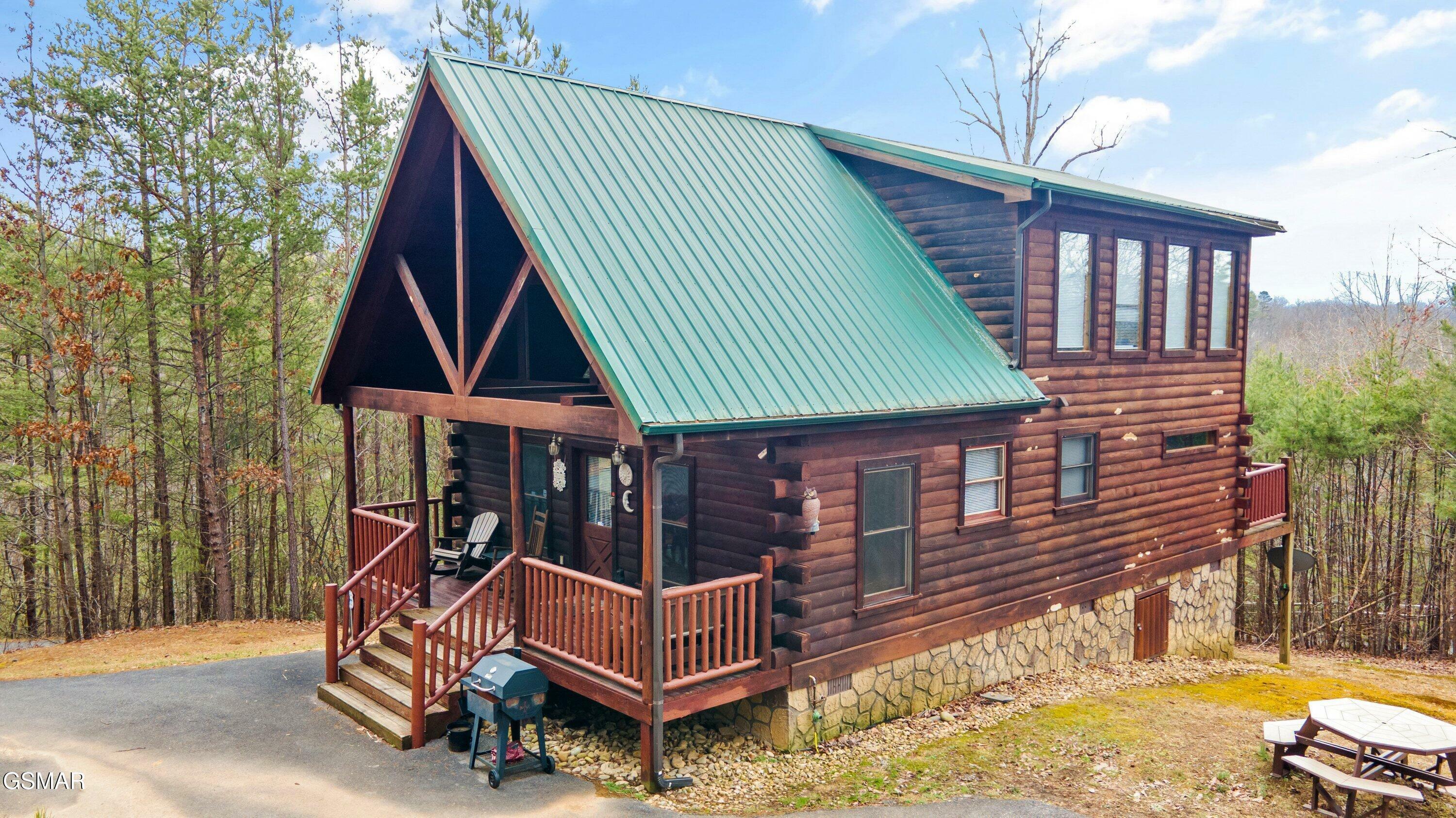 Property Photo: 2220 Breezy Road Road TN 37876