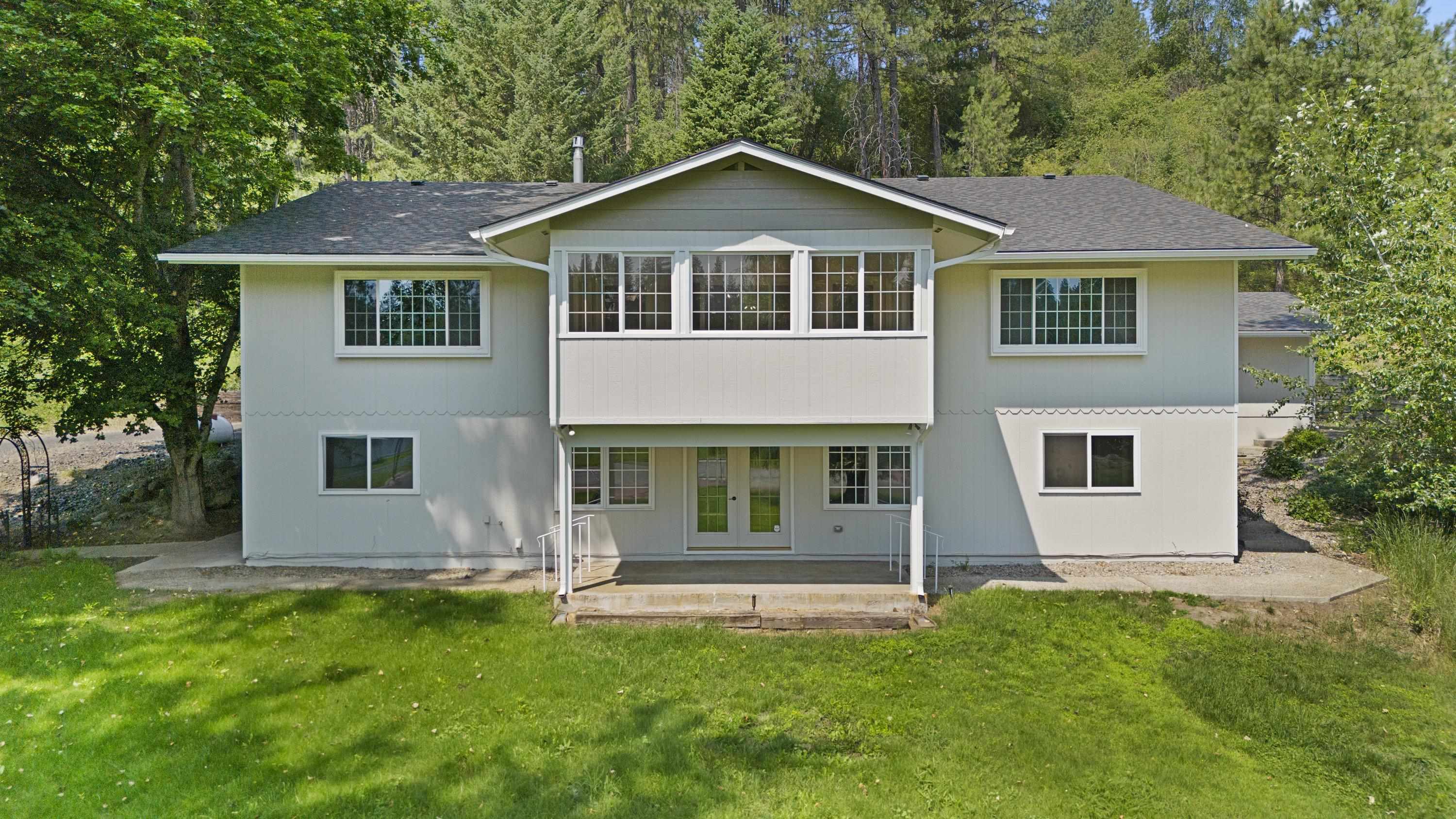 Property Photo:  28921 N River Estates Rd  WA 99003 