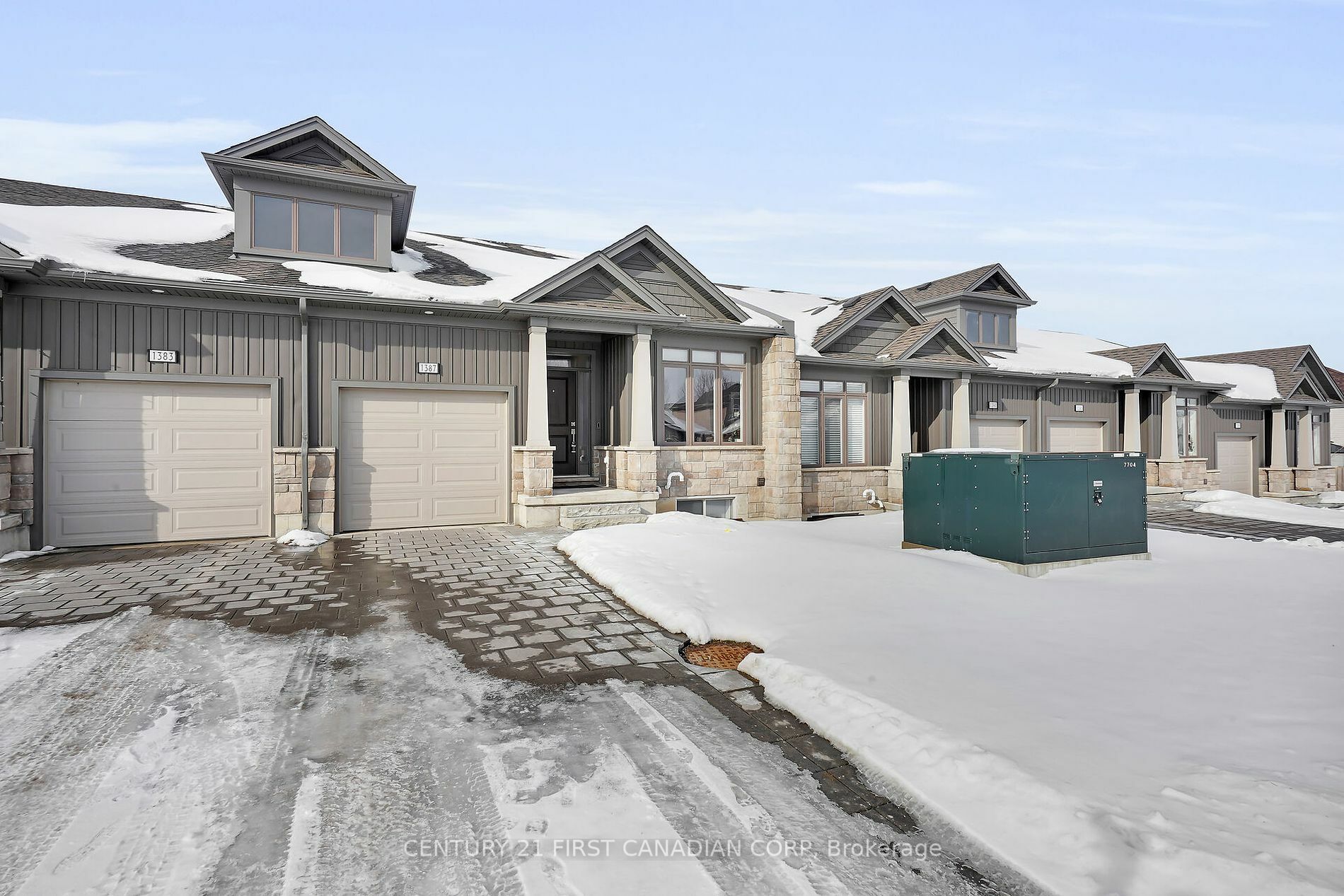 Property Photo:  1387 Whetherfield St  ON N6H 0K5 