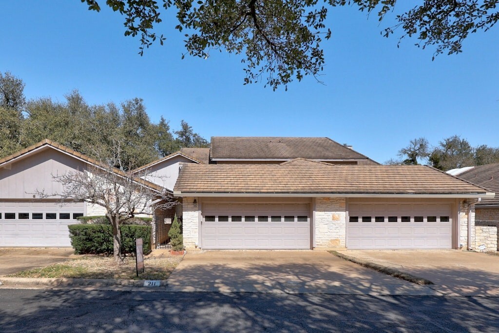 Property Photo: 11512 Tin Cup Drive 211 TX 78750