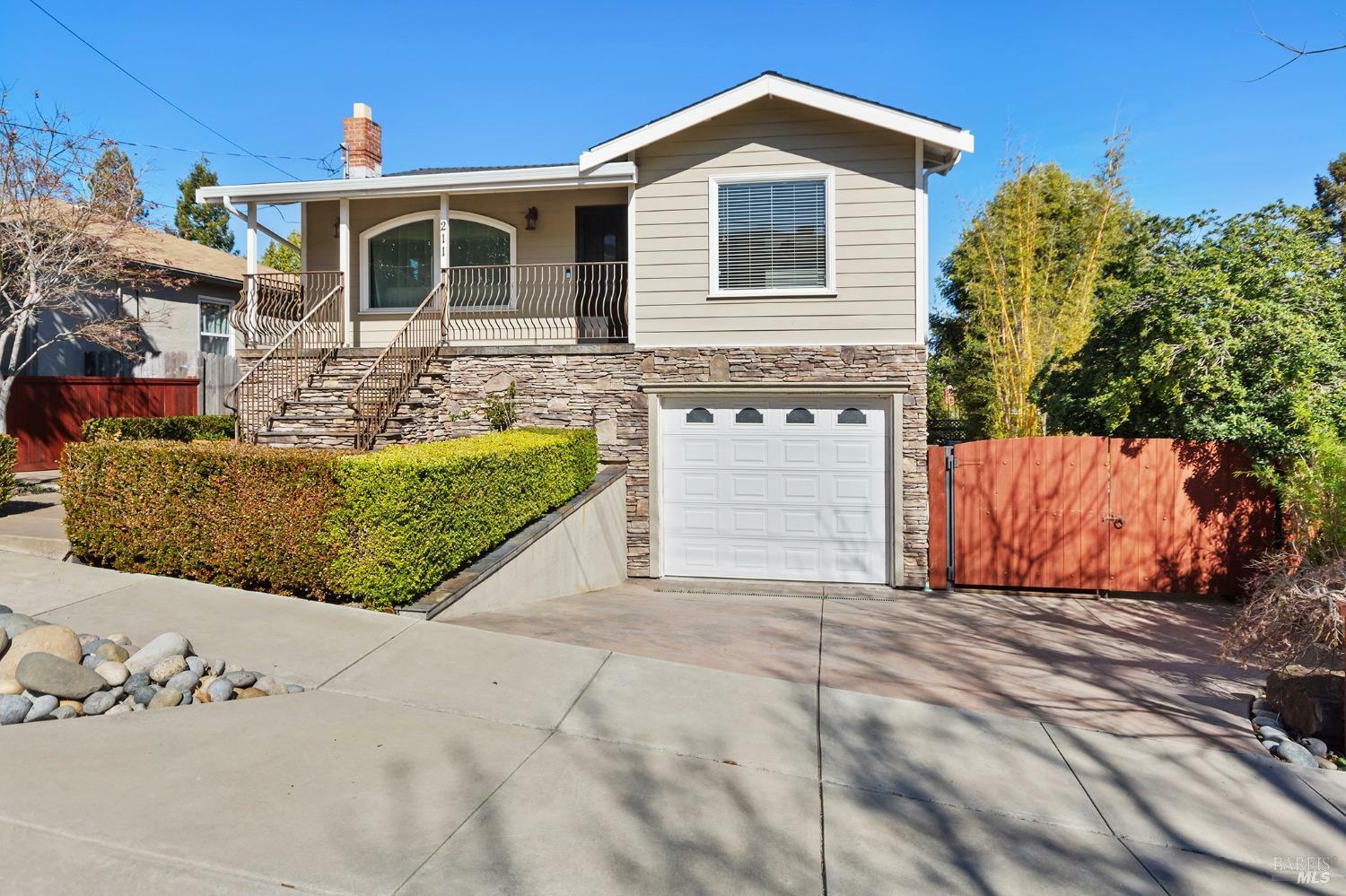 Property Photo:  211 Gilger Avenue  CA 94553 