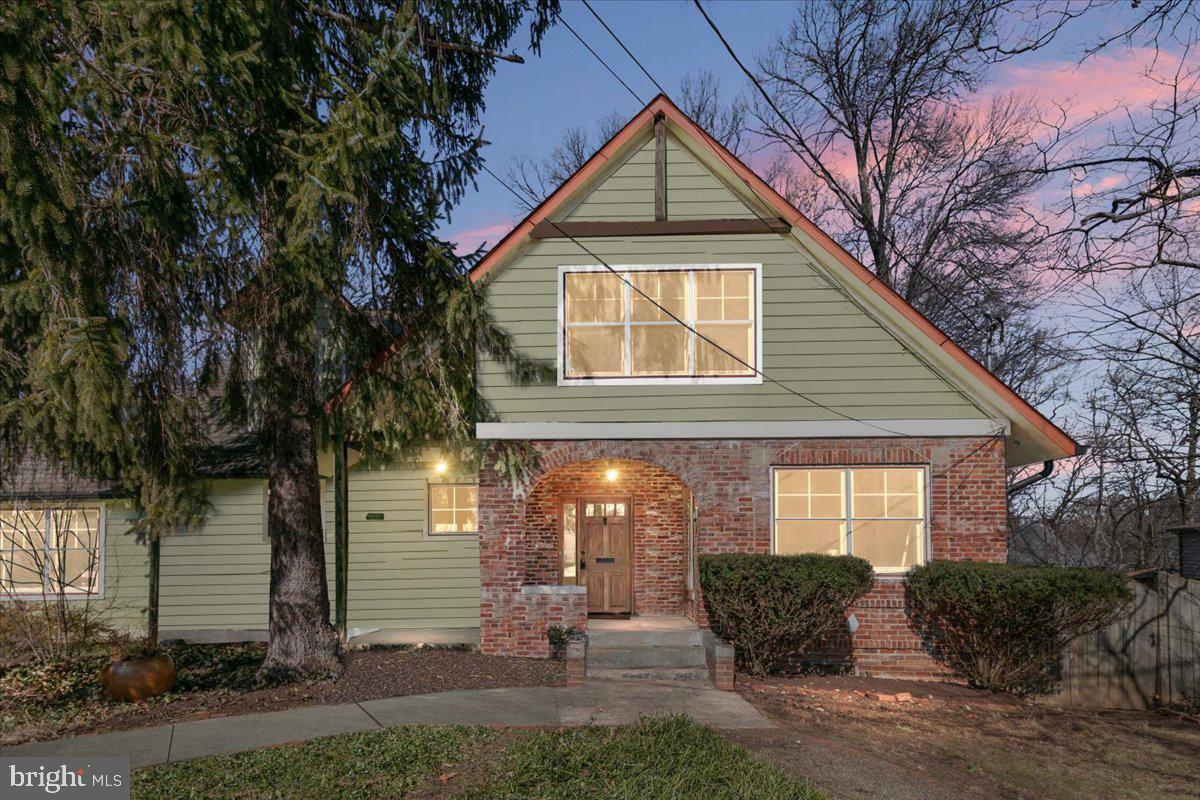 Property Photo: 816 Colby Avenue MD 20912