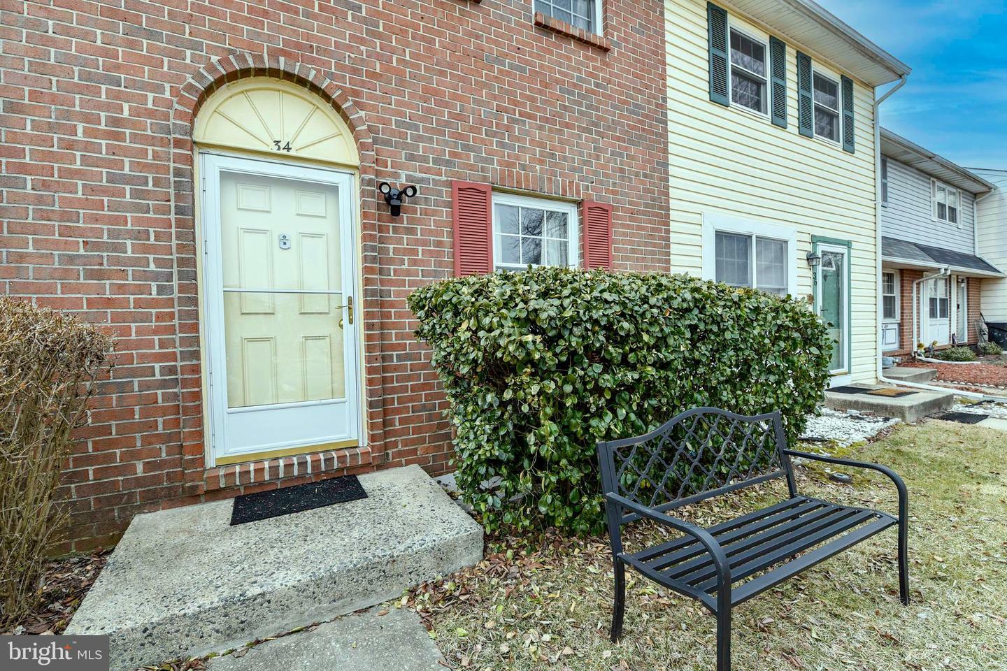 Property Photo:  34 King Charles 34  MD 21237 