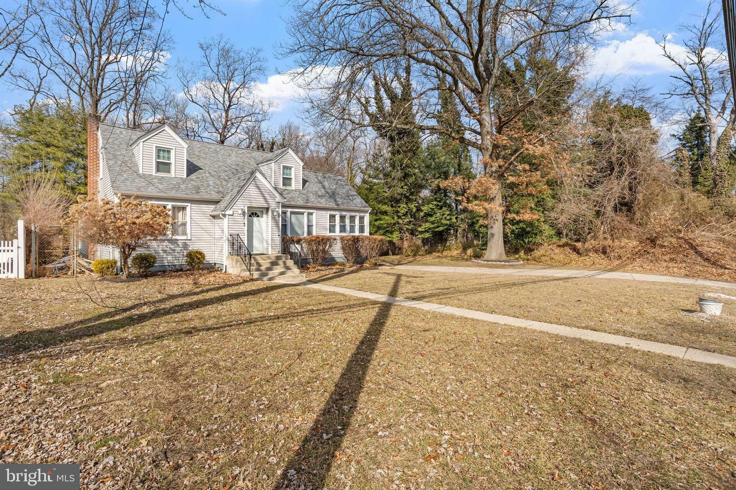 Property Photo:  105 Kings Highway  NJ 08057 