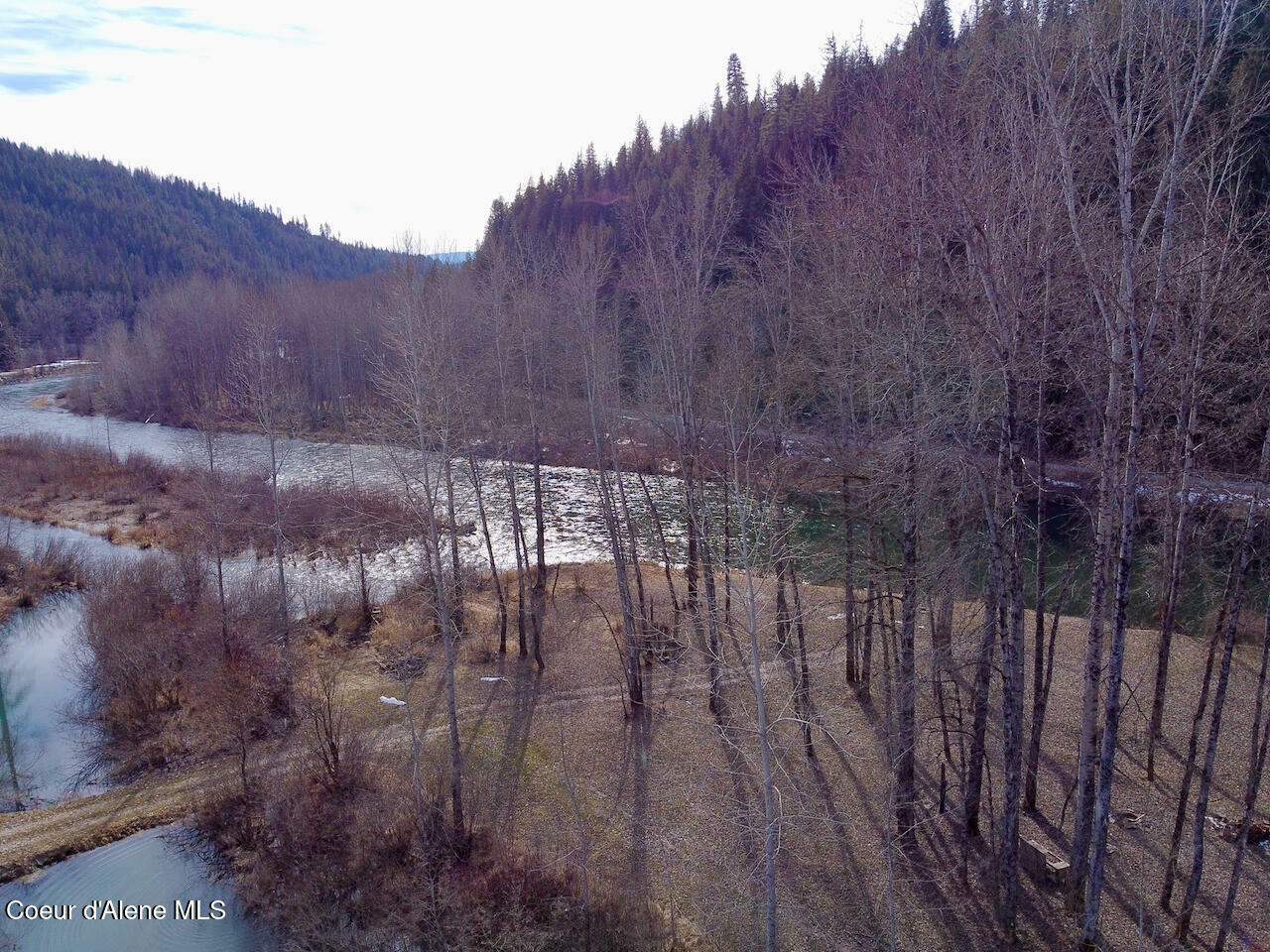 Property Photo:  5057 Coeur D'Alene River Rd  ID 83839 