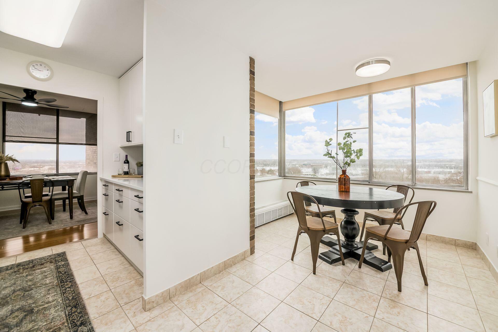 Property Photo: 1000 Urlin Avenue OH 43212