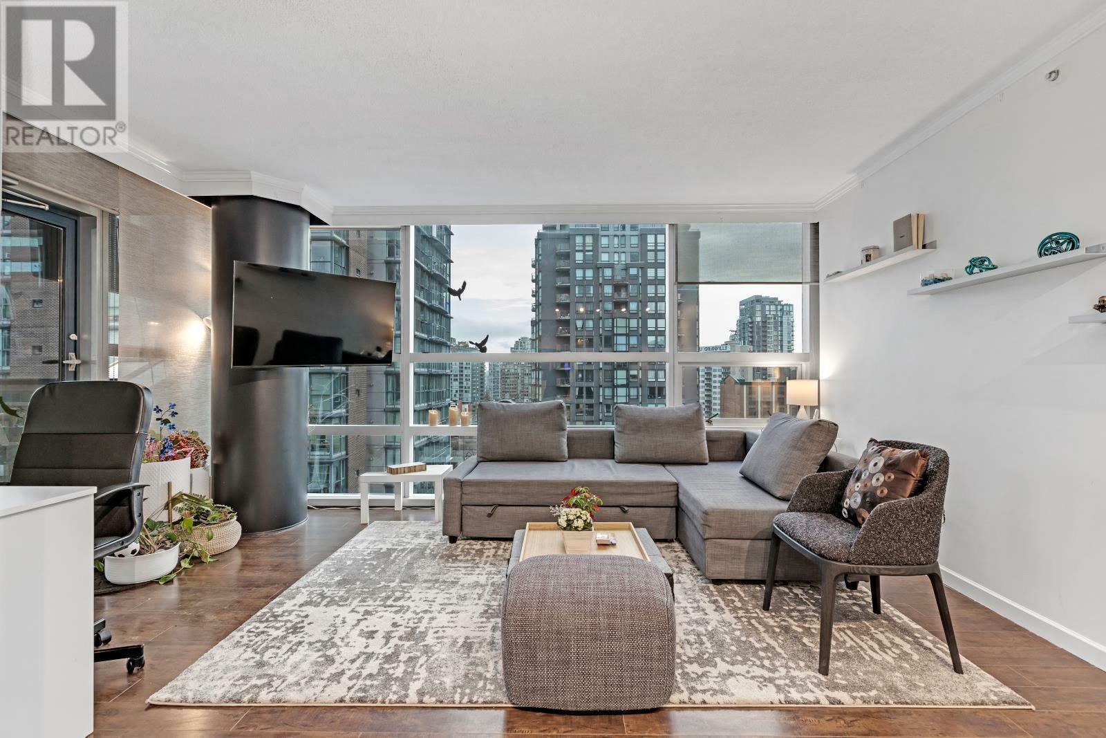 Property Photo:  1050 Burrard Street 70X  BC V6Z 2S3 