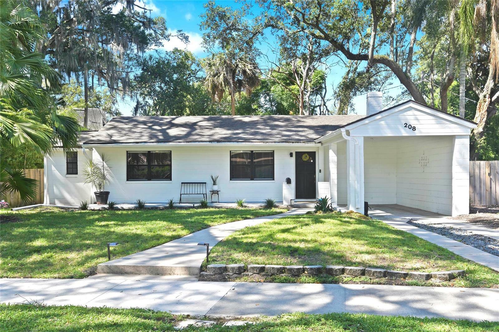 Property Photo:  208 Whittier Circle  FL 32806 