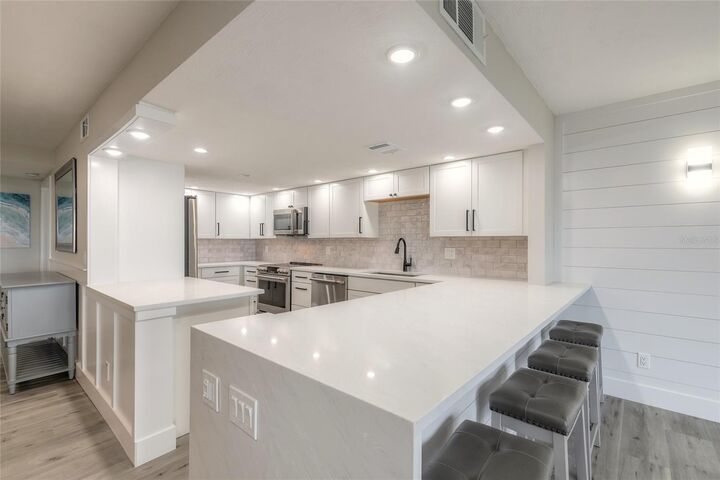 Property Photo:  3001 S Atlantic Avenue 204  FL 32169 