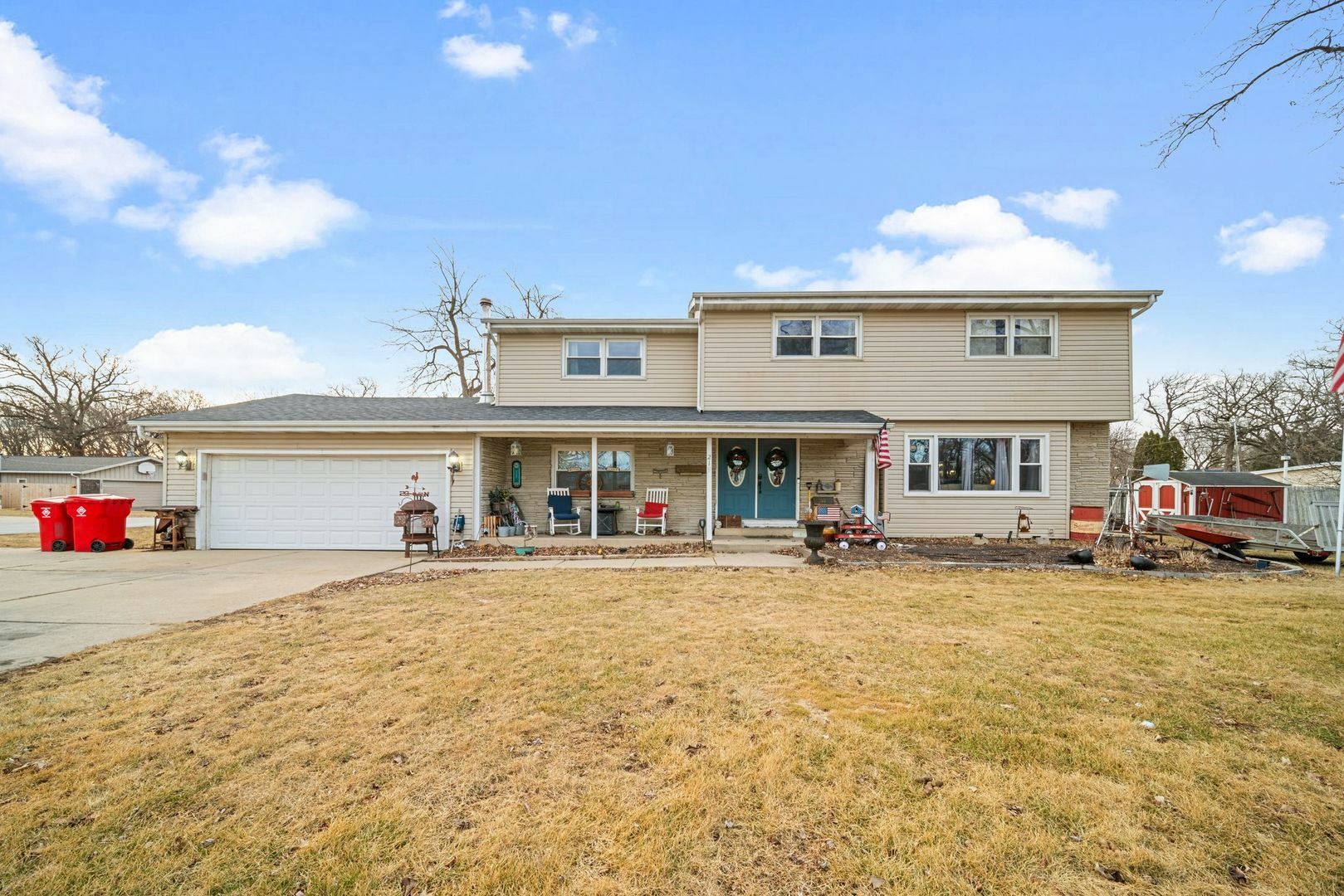 Property Photo:  219 N River Road  IL 60051 